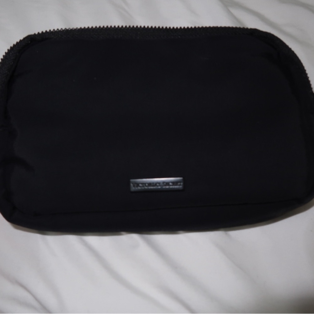 victoria's secret fannypack